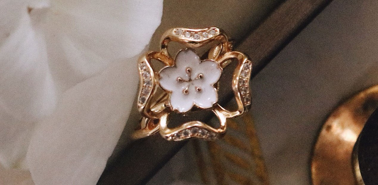 Robinwood Ring