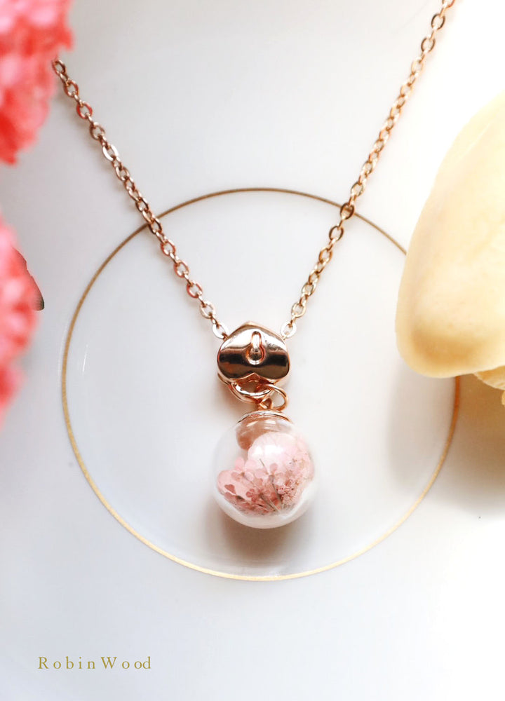 Heart Design " Memory Of Heart Key " & Pink Heather Forest Blending White Queen anne lace garden Necklace, Robinwood, Masterpieces