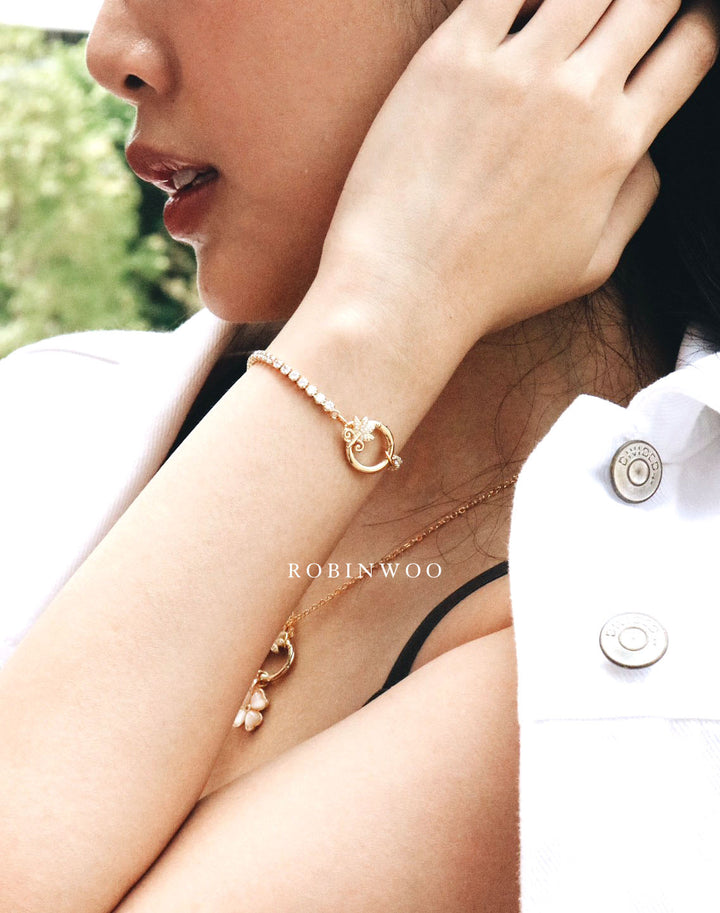 Limited Collection's " Pavé King & Queen Snake Chain ", 2023 AWARD DESIGN, BY ROBINWOOD