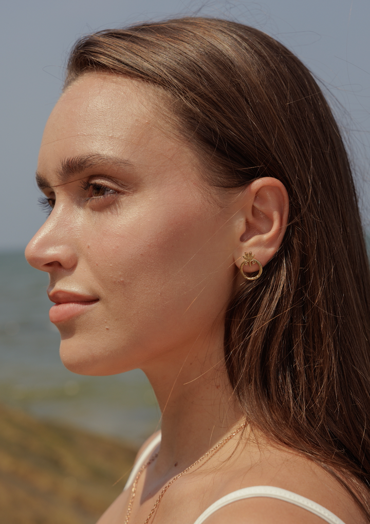 LIMITED COLLECTION'S " KING & QUEEN GOLD EARRINGS ", LUXURY DESIGN  BY ROBINWOOD