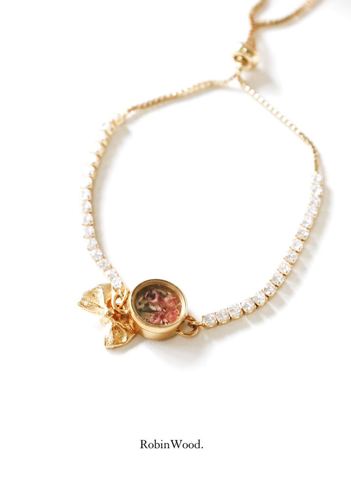 LIMITED VALENTINE COLLECTION'S " KEEPSAKE GOLD  LOCKET & PINK HEATHER FLOWER, MEMORABLE JEWELRY BY ROBINWOOD.