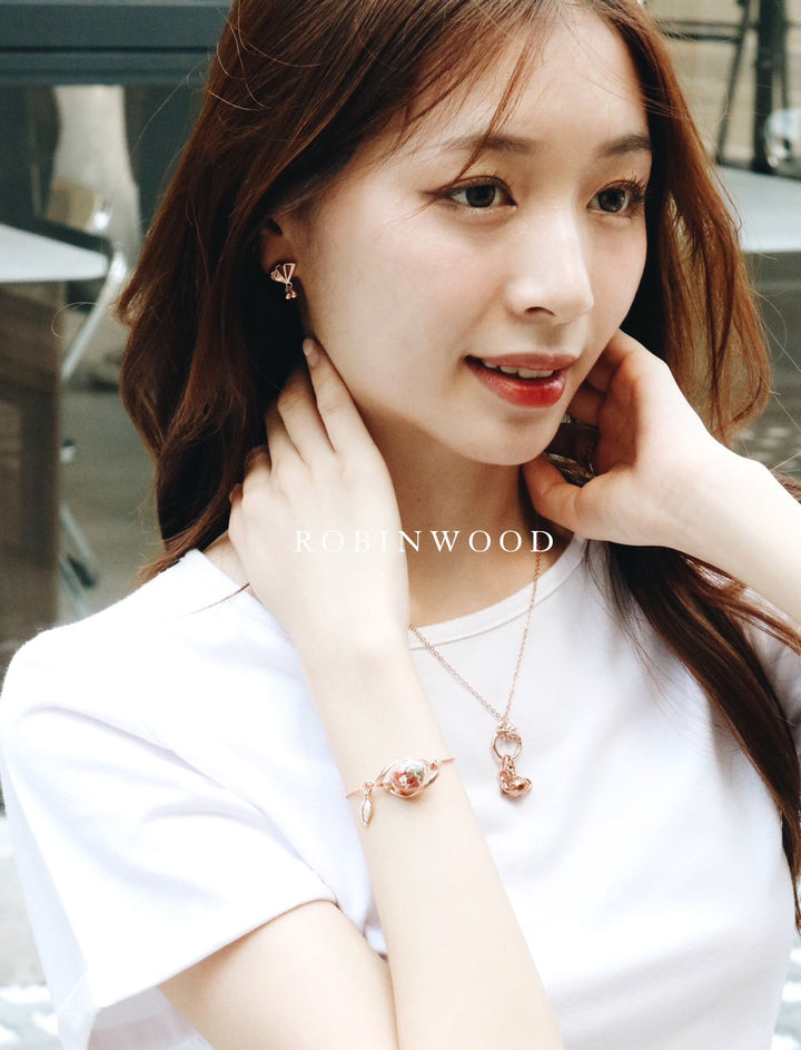 Limited Collection's " Hiogi Japan Earrings ", Robinwood Masterpieces
