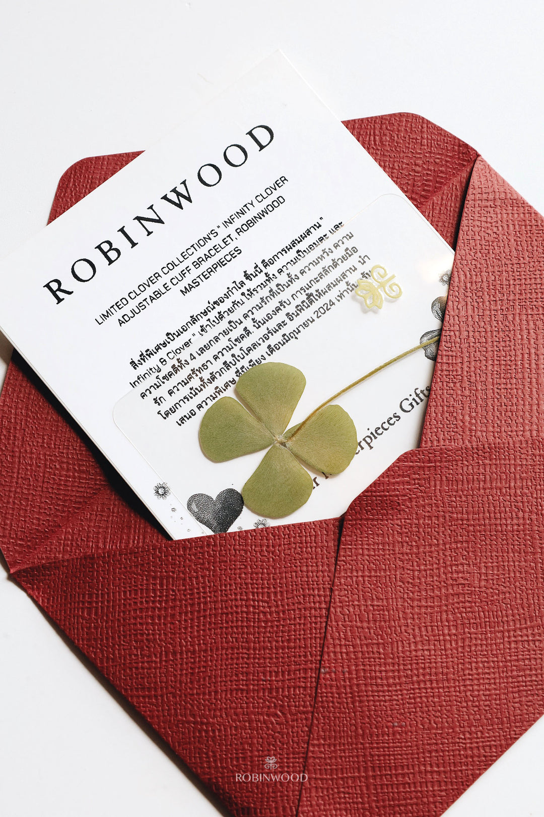 Preserve Flower  " Dried Four Leaf Clover Card ", Symbol of Lucky, Love, Health, Hope