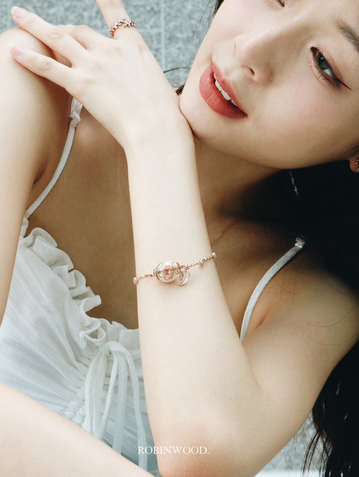 JANUARY Collection's " Pavé Solider Chain & SAKURA FOREST DESIGN " ROBINWOOD