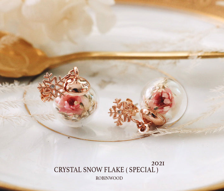 March Collection's " SnowFlake Design 2021 & Baby Pink Poppy, Robinwood