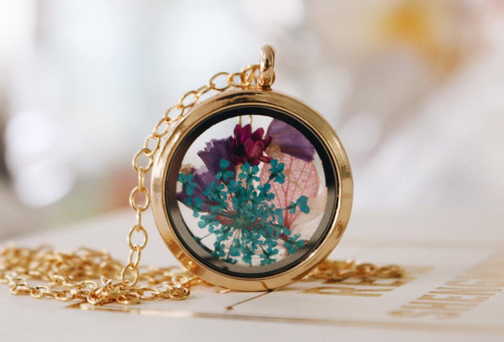 14K GoldOcean Blue Bledning Vine color Dream Forest Necklace. Robinwood, Gift for her, Blue queen anne lace, dried flower, Pink Statice