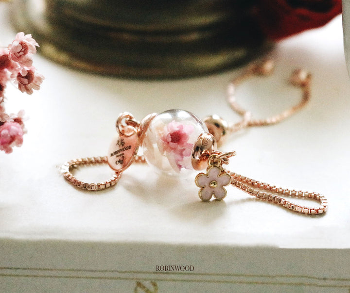 " March Collection's " Poppy Baby Breath & Pink Cherry Totem ", Robinwood