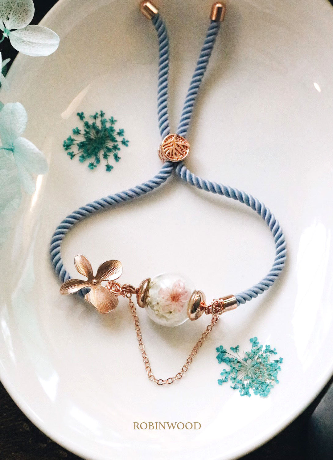 " Bubble Blue Satin " & " Pantone Flower with Love ", October Collection, Robinwood,