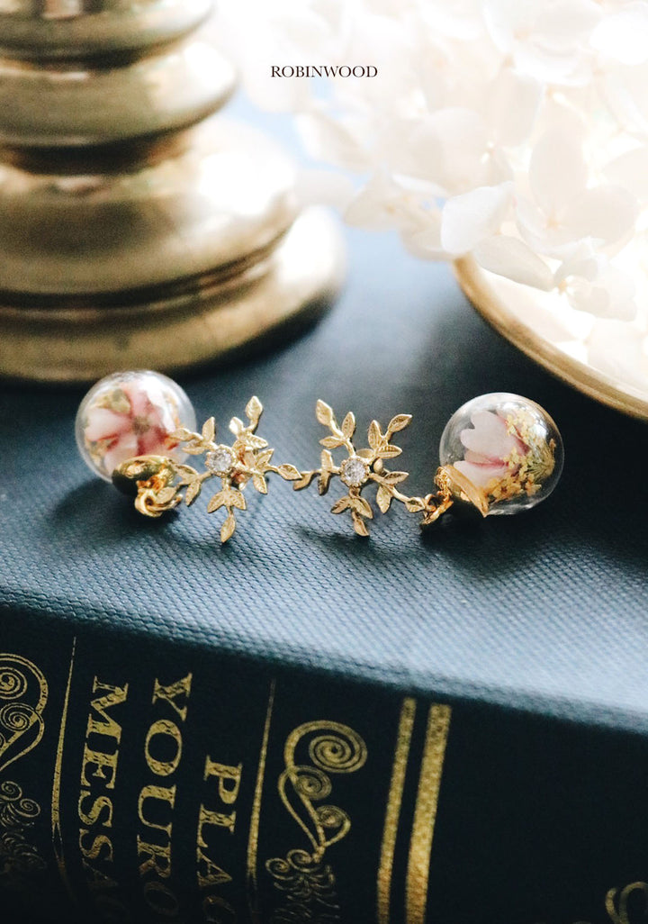 " March Collection's, 16 K Taylor Crystal Gold Leaf & Bright Sun Design Flower, Robinwood