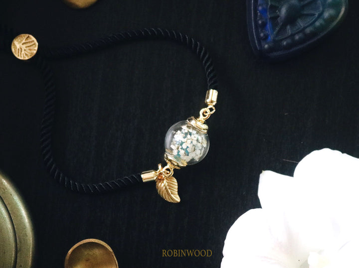 พิเศษในเดือนมิถุนายน "Black SATIN Series & White Forest Design", GOLD blended LEAF, robinwood