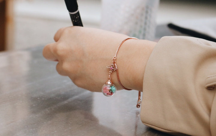 The concept of snowflake “ Victorian Snowflake rosegold snake rosegold adjustable bracelet design with custom flower, robinwood, pink coral leaf, ของขวัญที่ออกแบบเองได้