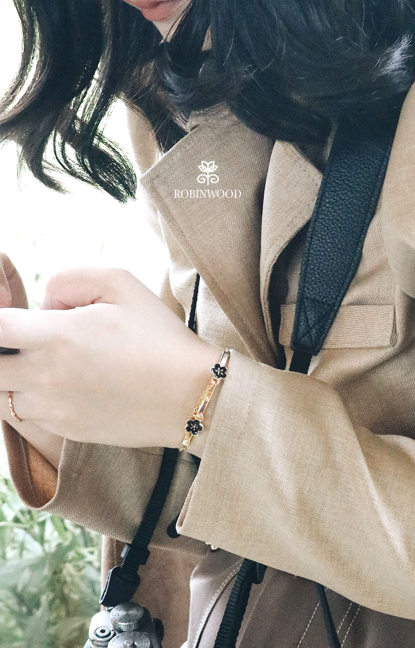 " December Collection's " Black Pansy Golden Cuff Series, Robinwood