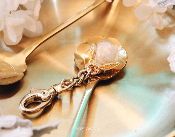 " November Collection's " 14K Gold Tulip Keychain, Robinwood