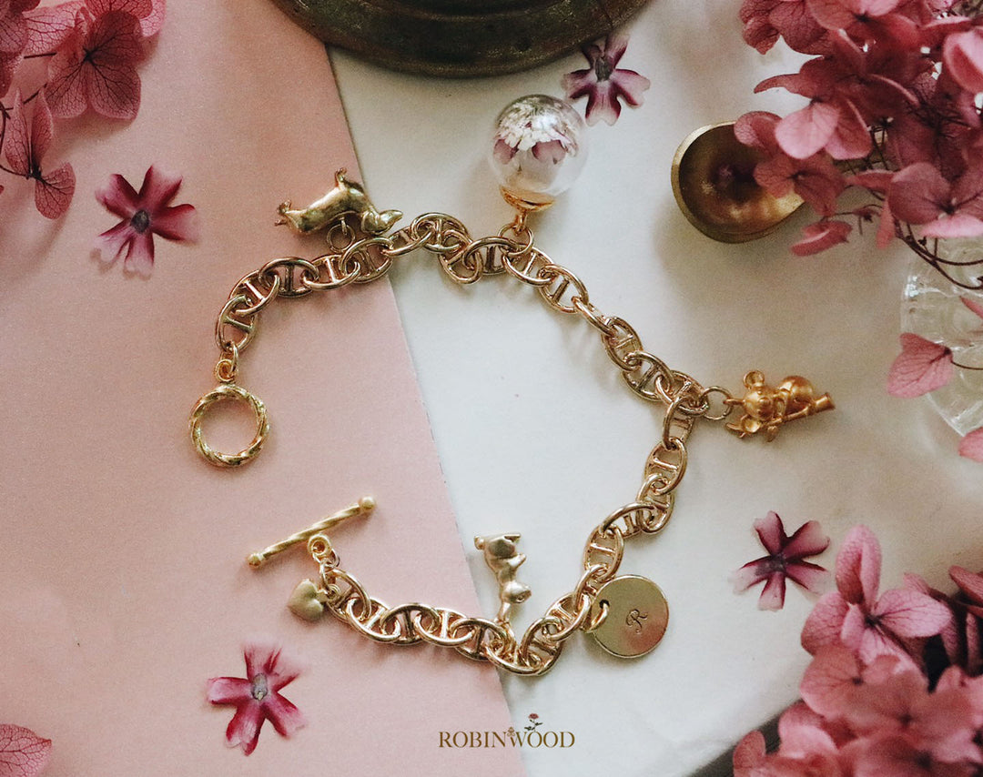 March 2020 Design award, 14 K Infinity Floral Gold Chain Design, Animal Totem Blending, TIme Totem Design, Adjustable bracelet, Robinwood,