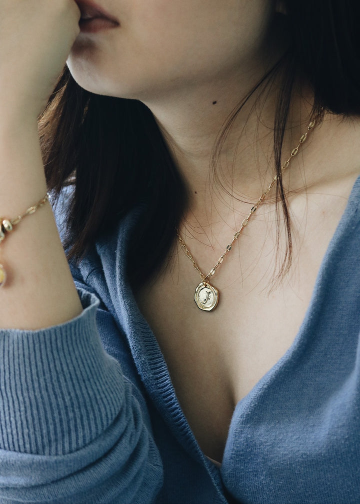 14 K Elegant Gold Wax Seal Stamp, Design Your Classic Letter A - Z Necklace, Robinwood, The Story of Gold Gift Box