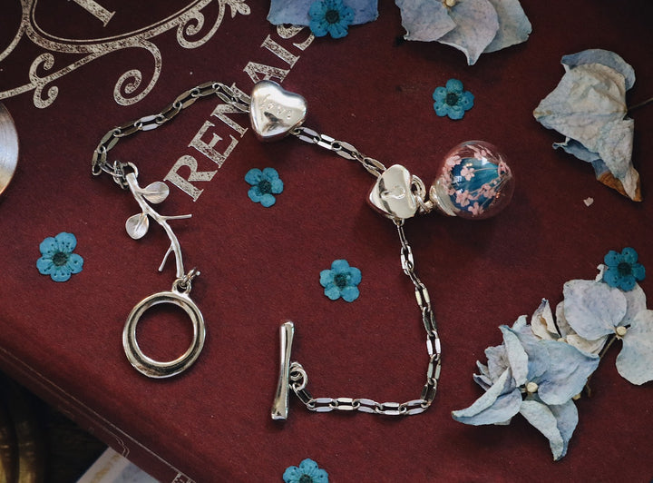 Classic 92.5 K Sterling Silver Edition " Forever Love " Design with Unique Romance bledning, Heart with Love ,Robinwood, yut sila, Gift for her, Art Design