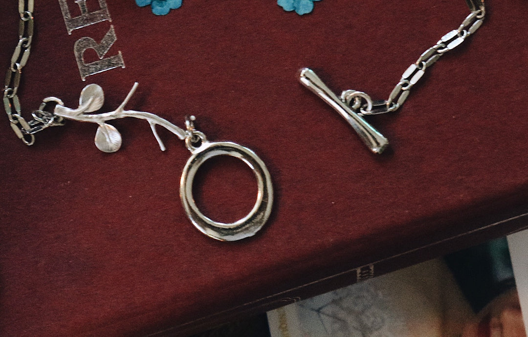 Classic 92.5 K Sterling Silver Edition " Forever Love " Design with Unique Romance bledning, Heart with Love ,Robinwood, yut sila, Gift for her, Art Design
