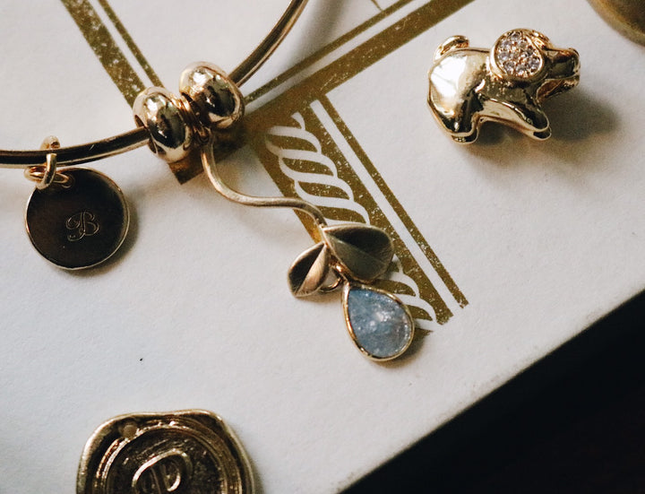 Ballerina Gold Cuff " Blue Topaz ", Classic Luxury Design, Robinwood, Gift for Het, Wonderlust Bracelet, Yut Sila