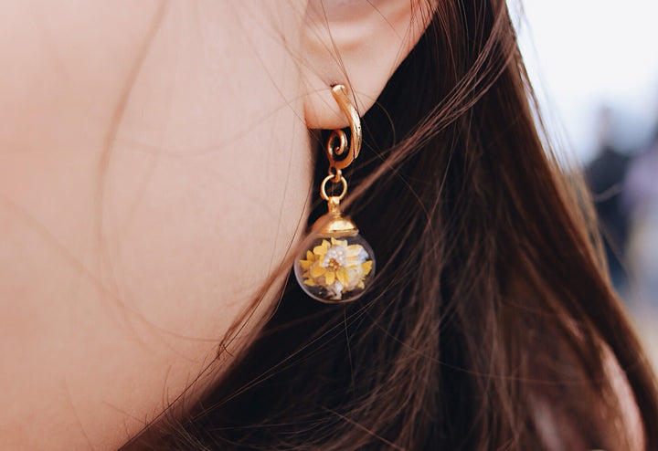 Earring - 16k gold Victoria bluemont design , golden cluster garden