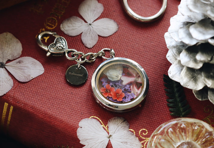 92.5 K Locket Keychain, Red Heliotrope & Violet Vernaba Forest Design Locket flower Clasp, Robinwood