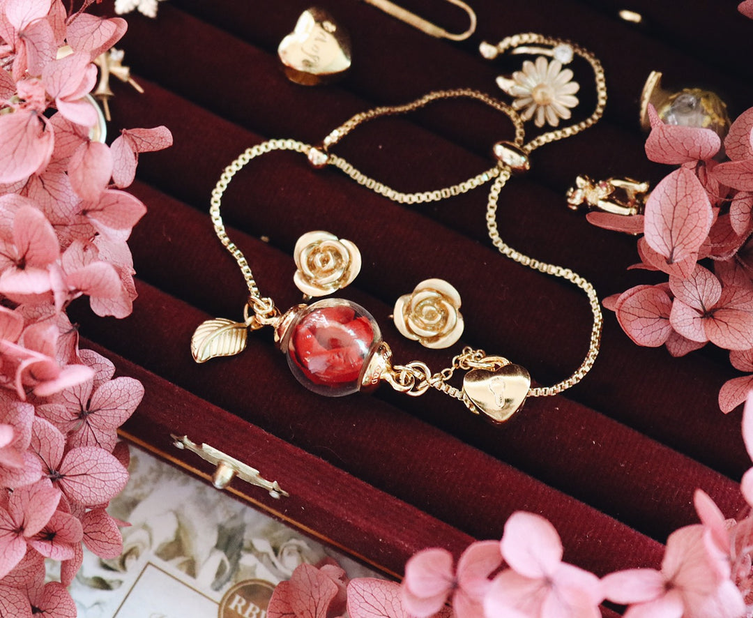 14K Valentine Collecion's 2020 Gold English Royal Rose, Heart Key Design, Gold snake chain, Rosy rose earring gold, Adjustable Choice, Masterpieces, Robinwood
