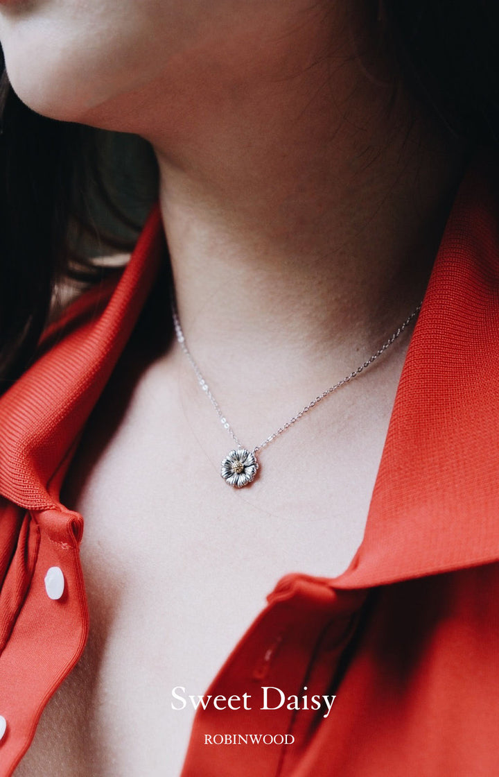 " Limited Couple Collection's " Sweet Daisy Necklace , Robinwood Series