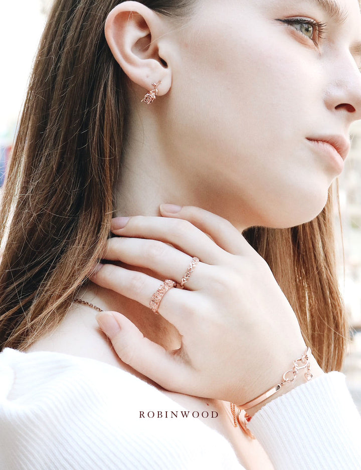Valentine Limited Collection's " Five English Austin Roses Ring  " , Robinwood Masterpieces