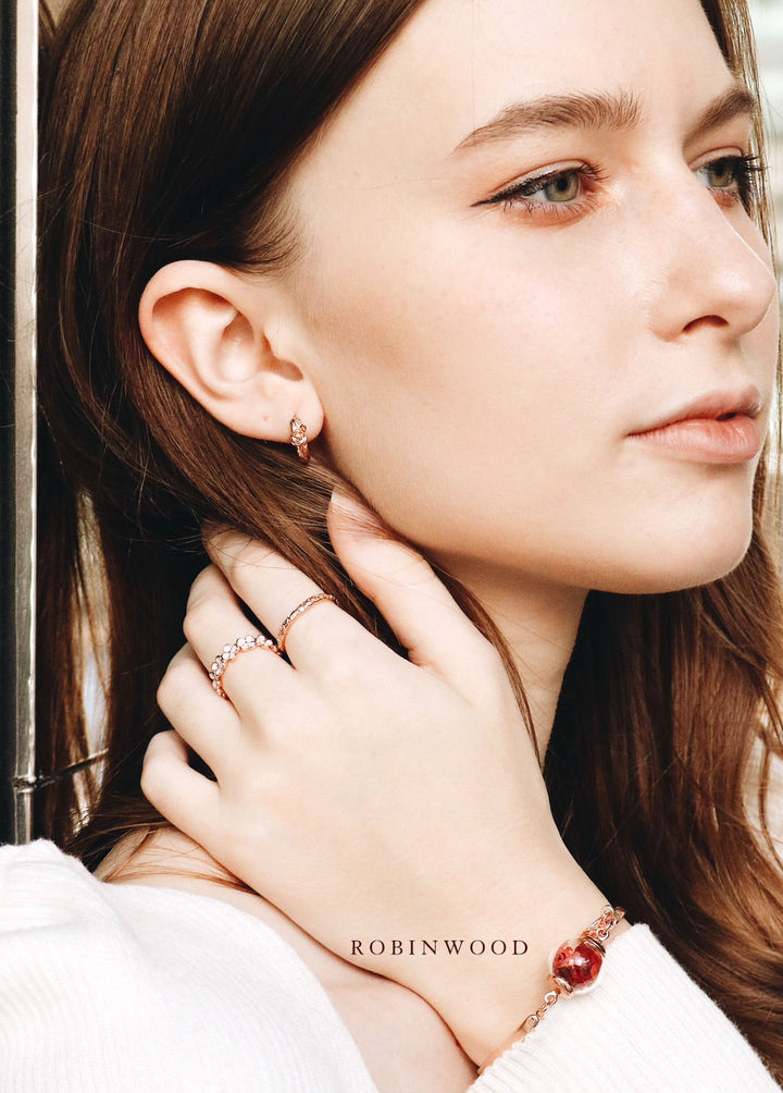 Valentine Limited Collection's " English Austin Rose Earrings  " , Robinwood Masterpieces