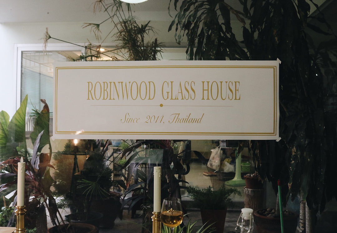 Classic Story Behind Heart & Art Robinwood Glass House