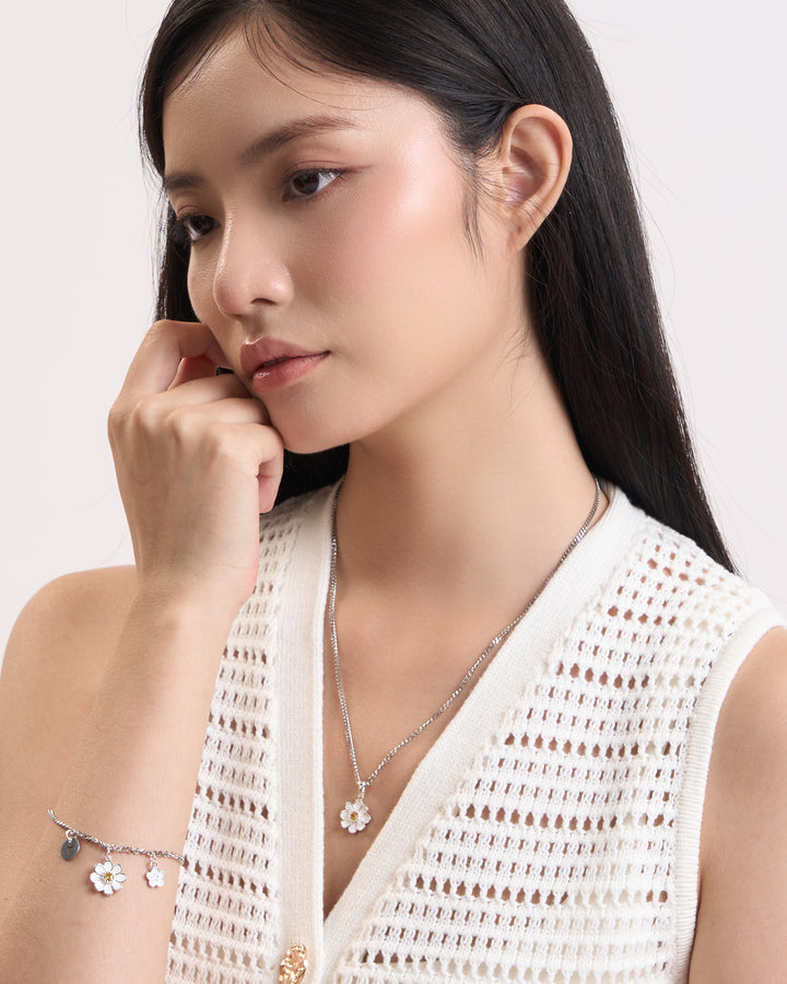 Limited Daisy Collection's : SnowFlake Daisy Signature Hammer Chain Necklace, Robinwood Masterpieces