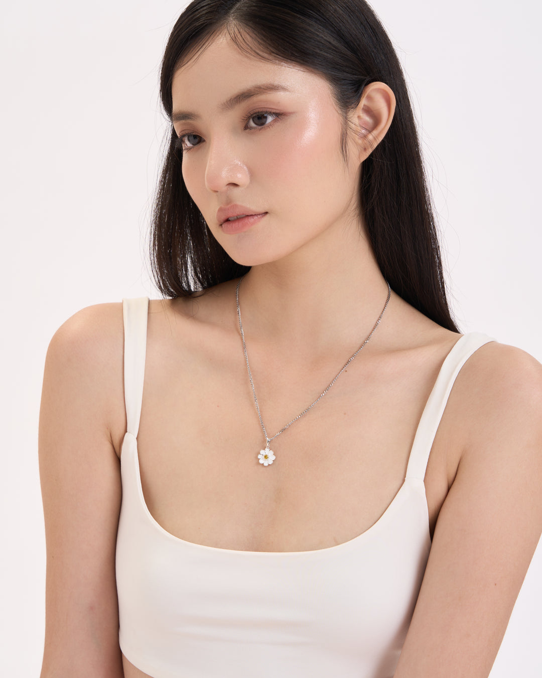 Limited Daisy Collection's : SnowFlake Daisy Signature Hammer Chain Necklace, Robinwood Masterpieces