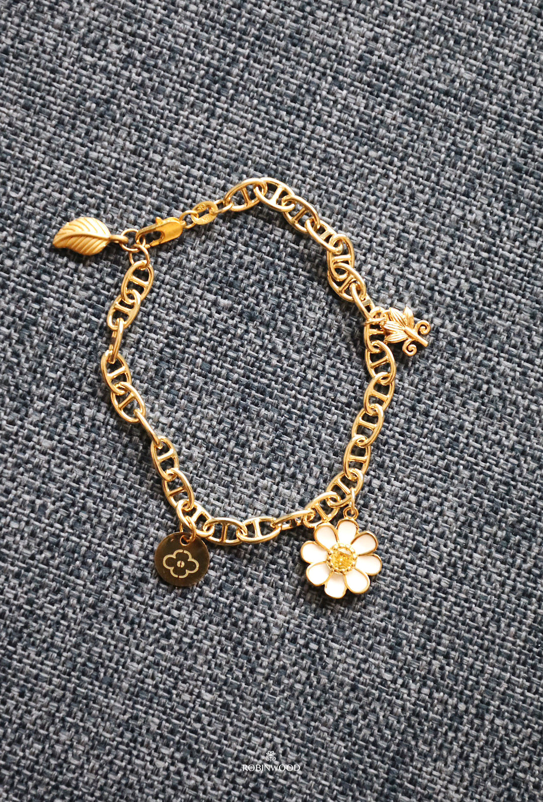 Pre-order Limited Daisy Collection&