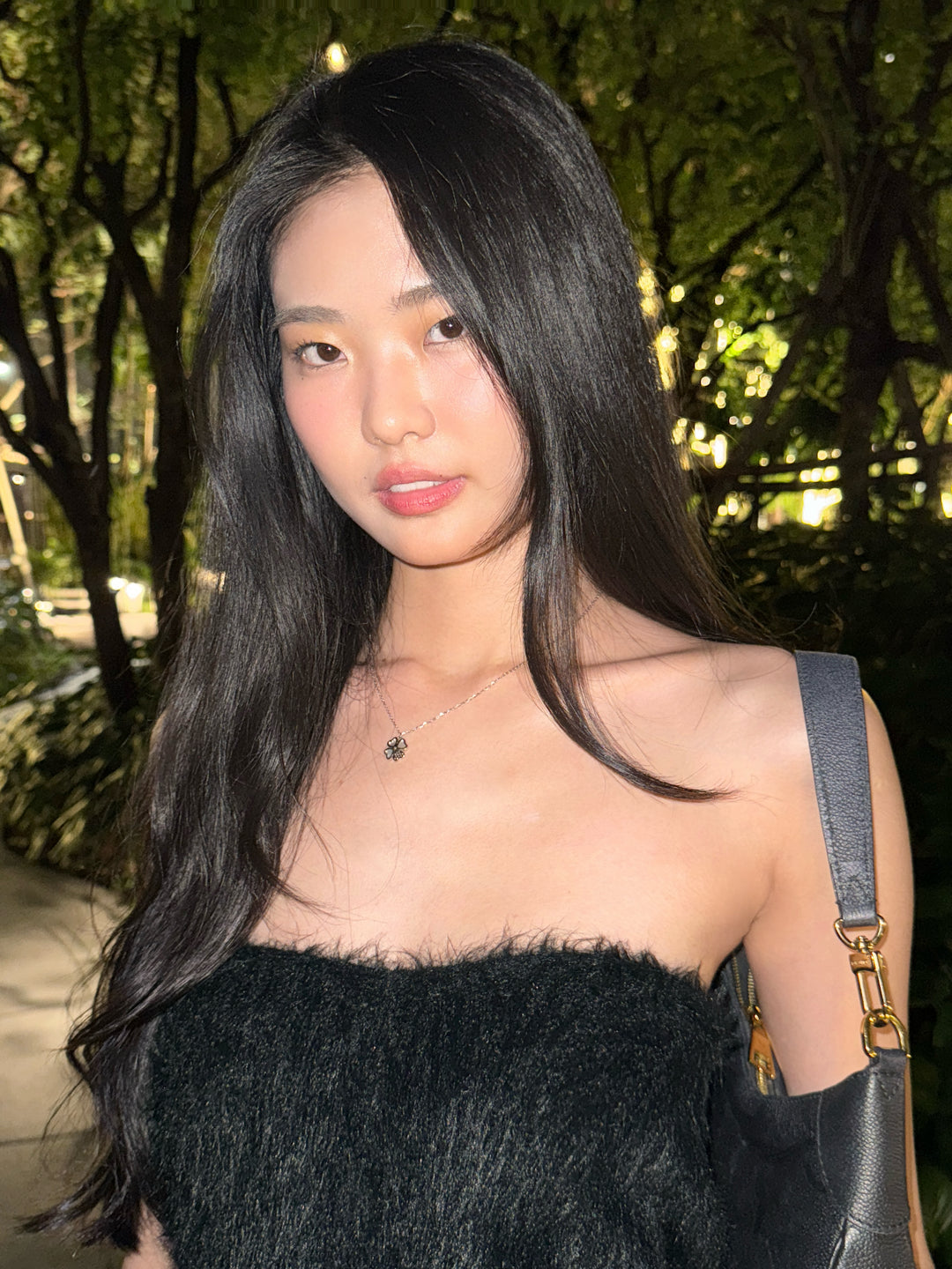 Limited Collection's " 92.5 Sterling Silver Swarovski White Clover " , Robinwood, Masterpieces Design