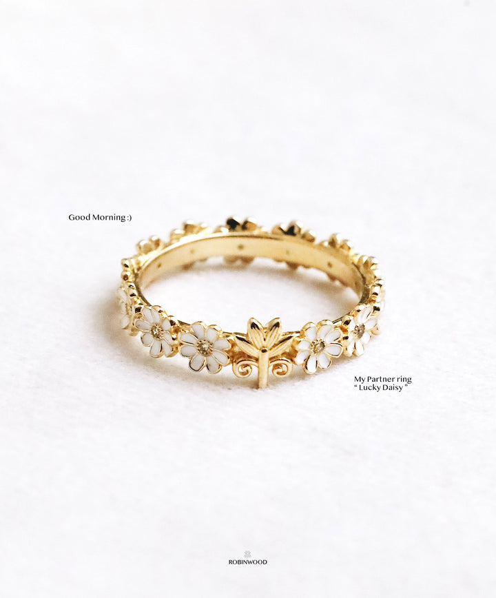 Limited Daisy Collection's  : Lucky Daisy Signature Ring, Robinwood Masterpieces