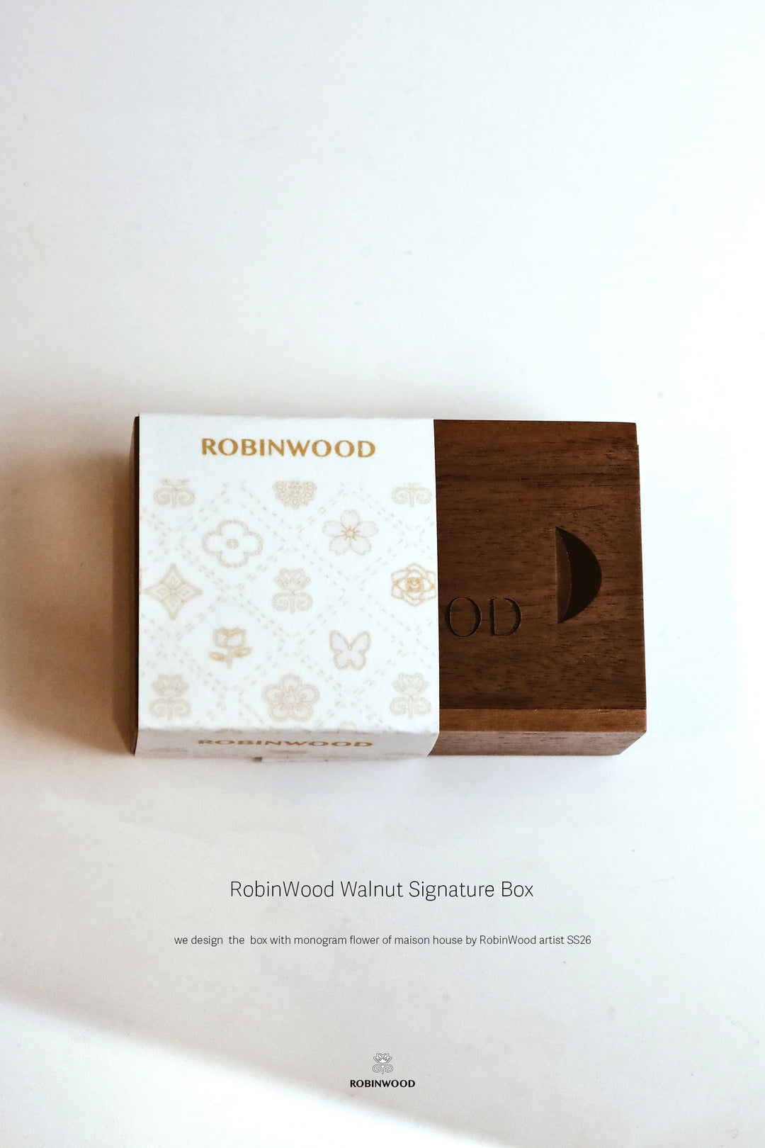 Signature Wooden Box " Walnut RobinWood™  Box " Maison Flower