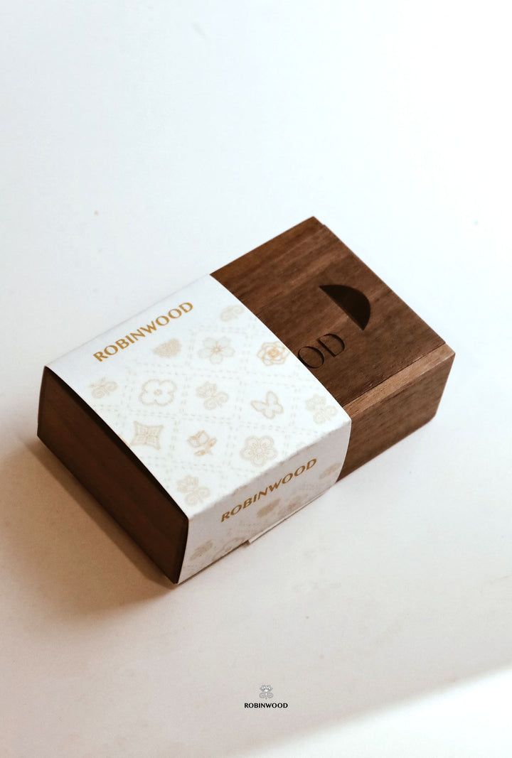 Signature Wooden Box " Walnut RobinWood™  Box " Maison Flower