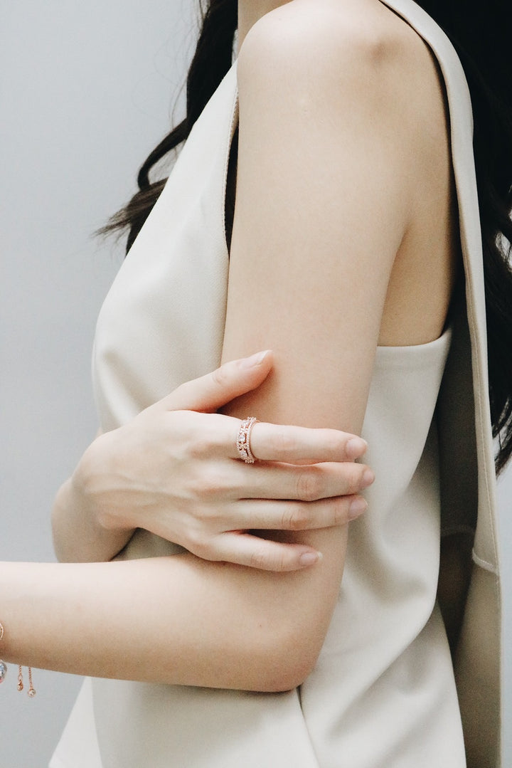 Limited Collection's " Daisy Snowflake Rose Gold Ring, Masterpieces, Robinwood