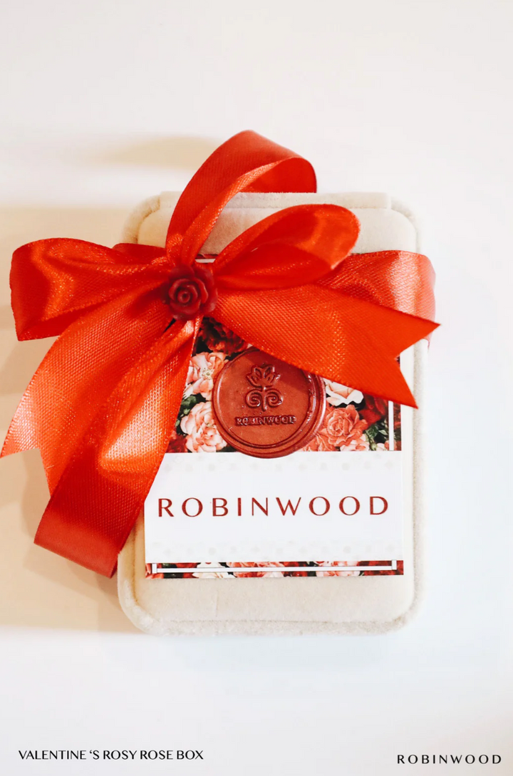 LIMITED DAISY COLLECTION'S : LUCKY DAISY Infinity Bracelet, ROBINWOOD MASTERPIECES
