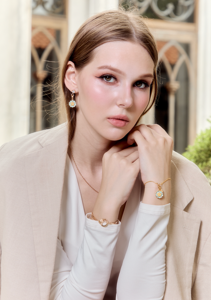 " Limited Collection's "  Memorable Forget Me Not Signature Bracelet, Adjustable Size 13 - 19 CM