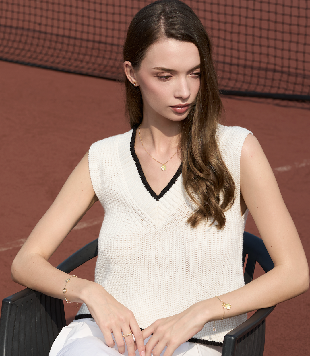 Limited 50pcs Collection's " Pave Light Green, Peridot, Gem of the Sun Clover "14-19 CM  Bracelet, Adjustable Size