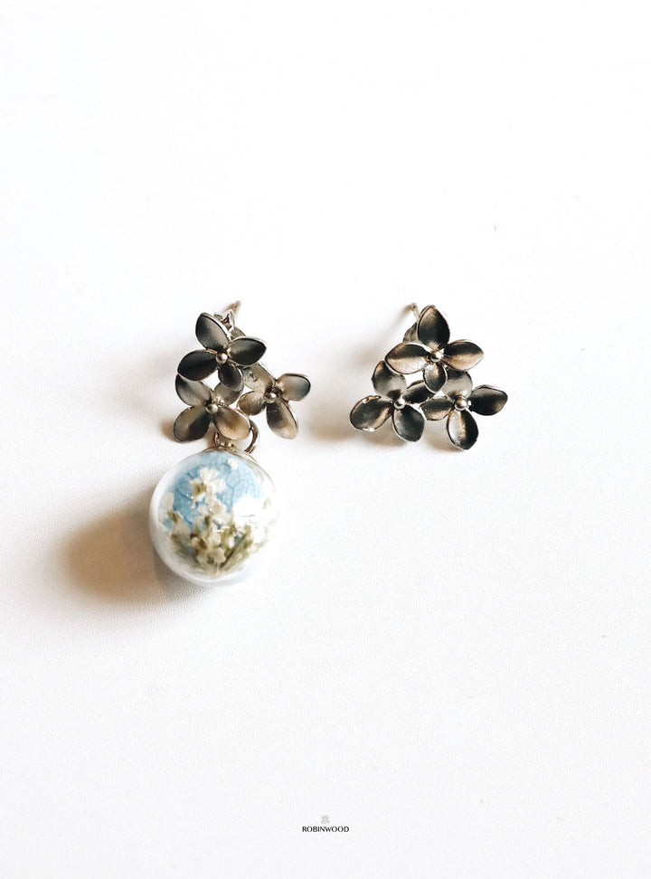 Limited Sterling Silver Victoria Lily Earrings, Fall/Winter 2025