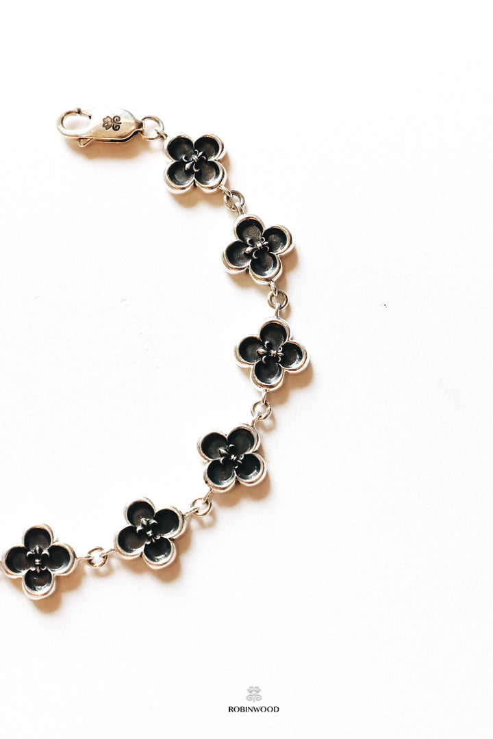 Limited Collection's " Fleur-De-Lis Clover Black Signature Bracelet, RobinWood
