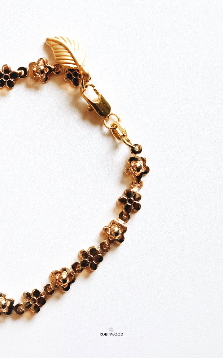 " Limited Collection " Autumn Daisy Gold Bracelet, Robinwood Masterpieces