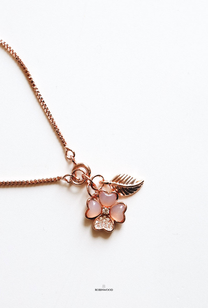Limited Collection's " PAVE Pink Mother Of Pearl Clover " Bracelet , Robinwood