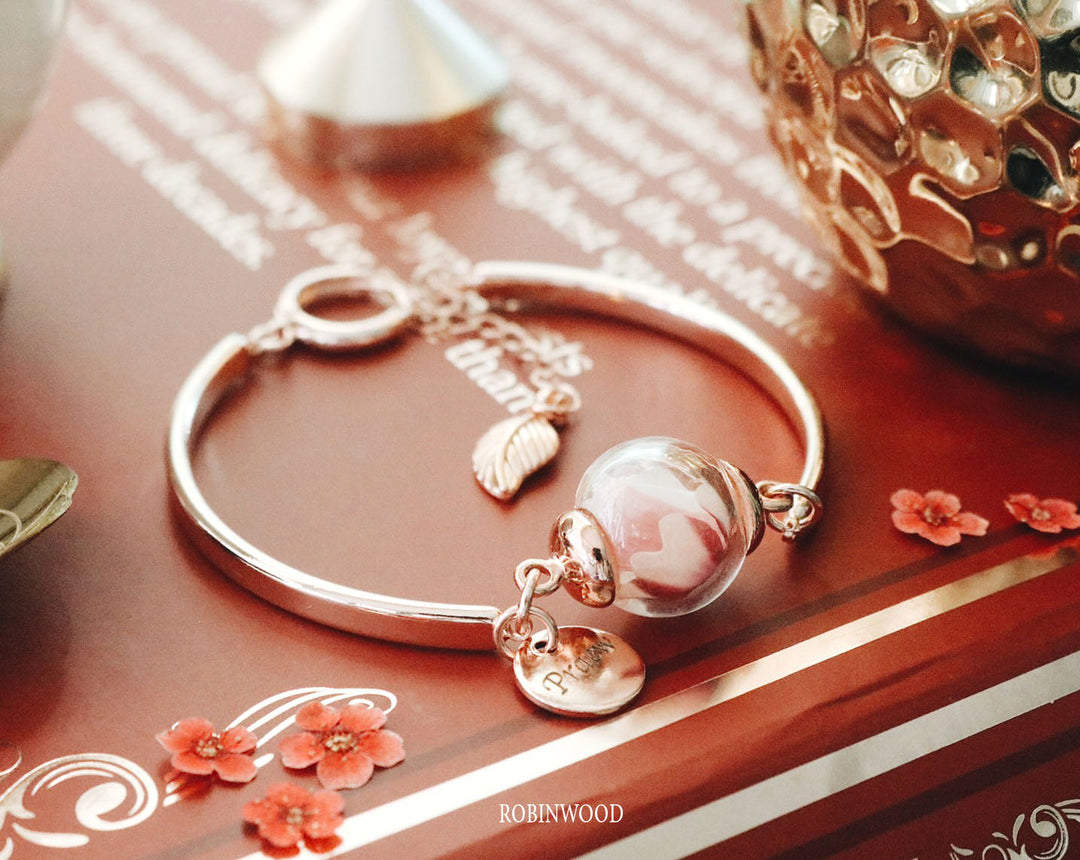 February Collection " Eternal Love Design ", Rosegold Cuff, Robinwood, Custom Name Tag
